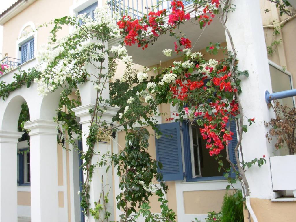 Louisa Studios Poros  Extérieur photo
