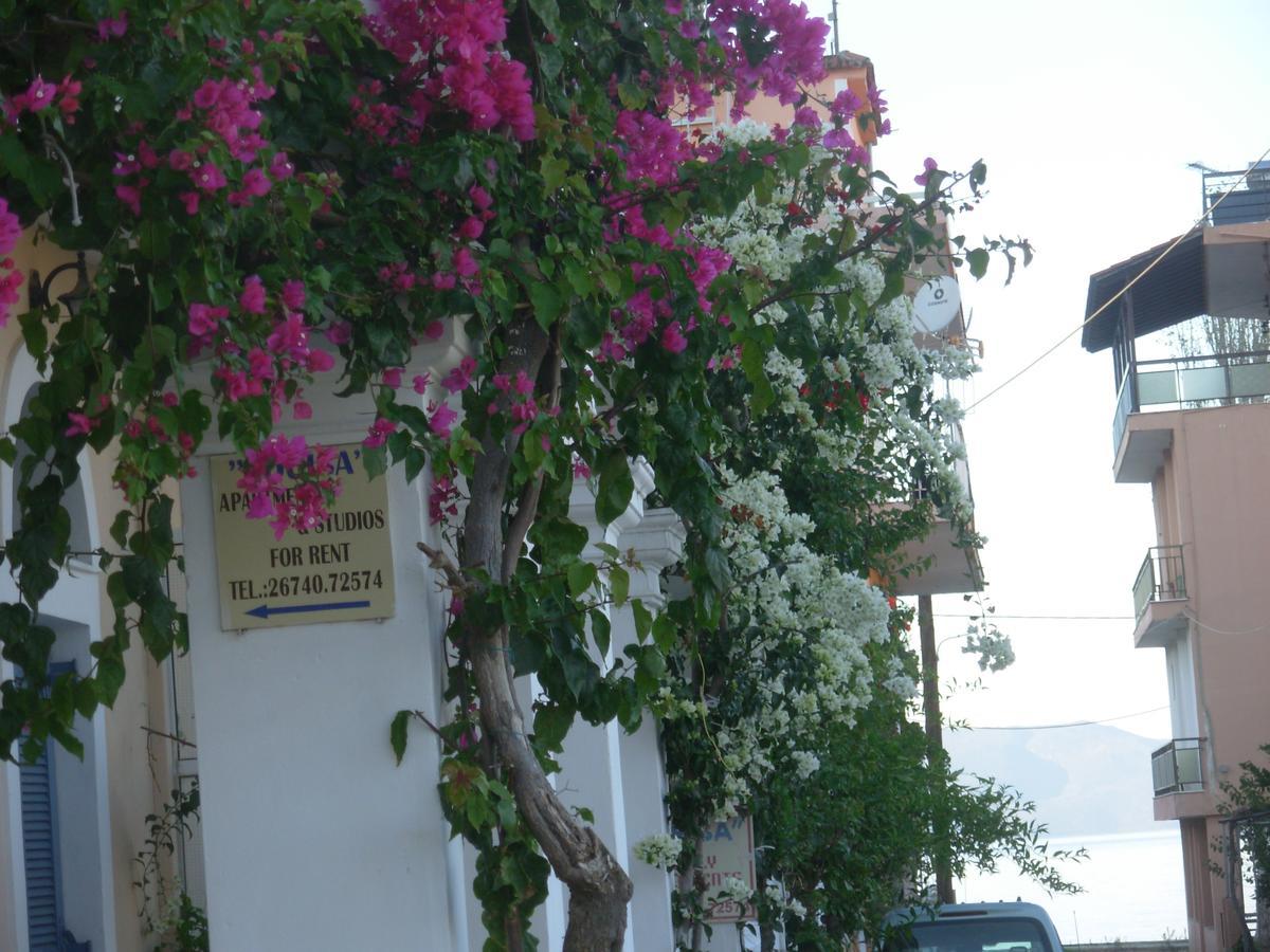 Louisa Studios Poros  Extérieur photo
