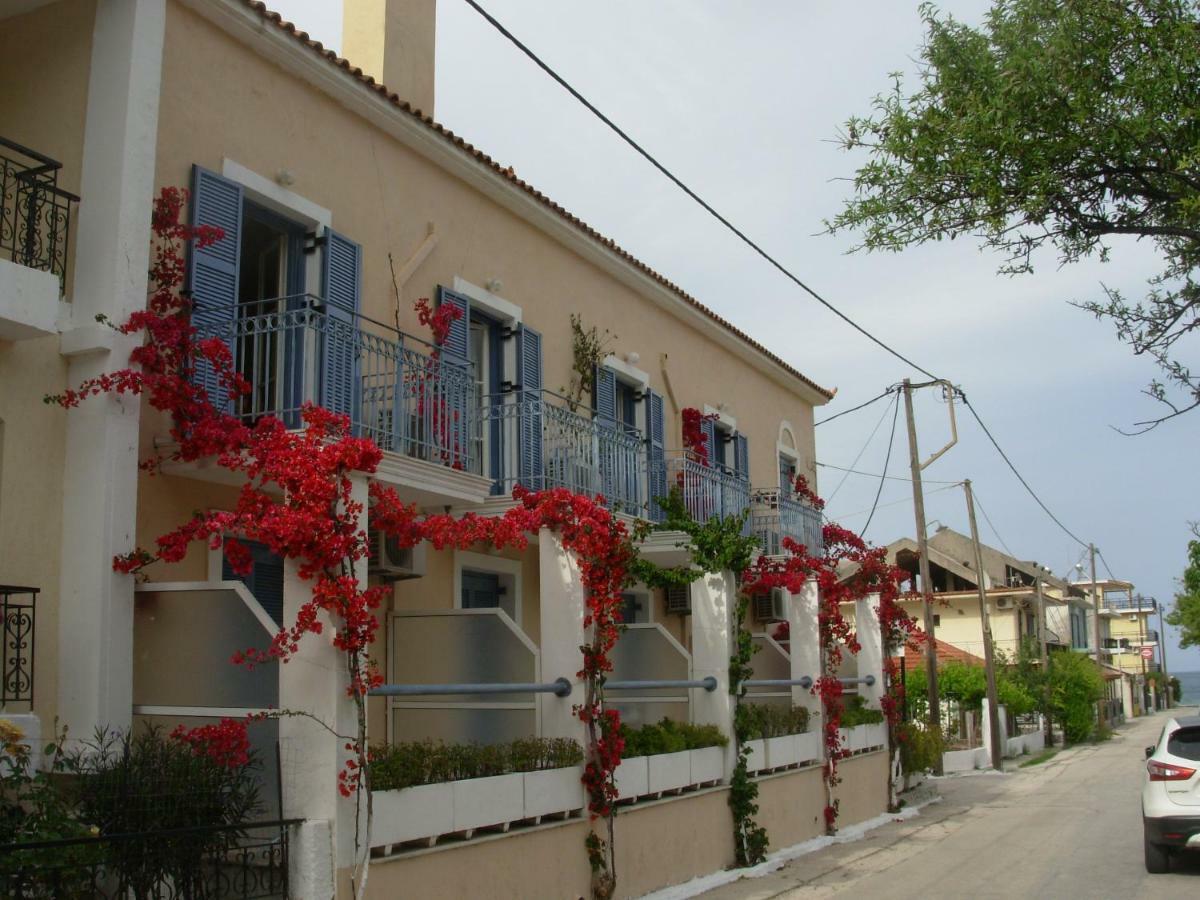 Louisa Studios Poros  Extérieur photo